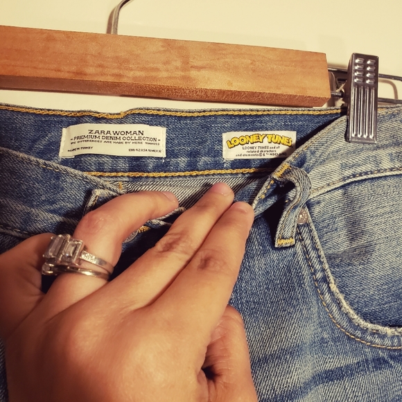 ZARA WOMAN LOONEY TUNES JEANS - Picture 8 of 16